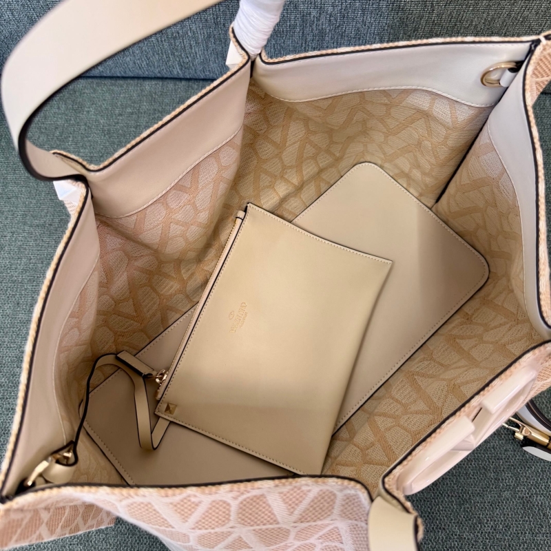 Va1e*ntin0 shopping bag